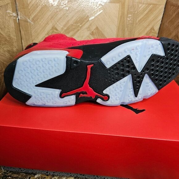 NEW Air Jordan 6 men\'s varsity red basketball shoes authentic size 10.5